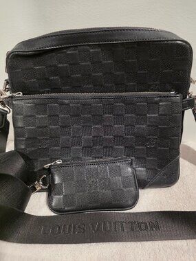 Louis Vuitton Trio Messenger Bag